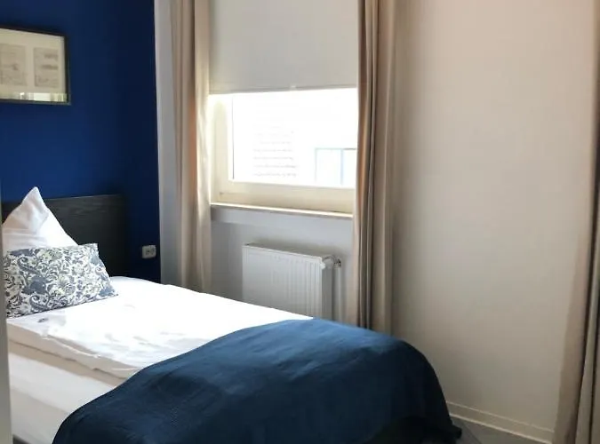 Bensons Hotel
