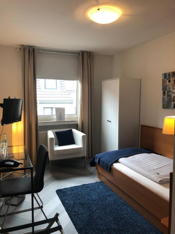 Hotel Bensons